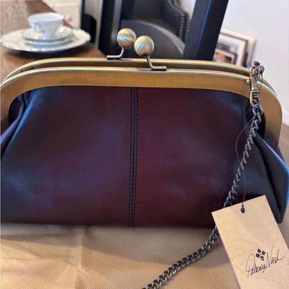 New Patricia Nash Mia Merlot Leather kisslock purse Hombre color. 14 by 71/2 - Picture 2 of 7